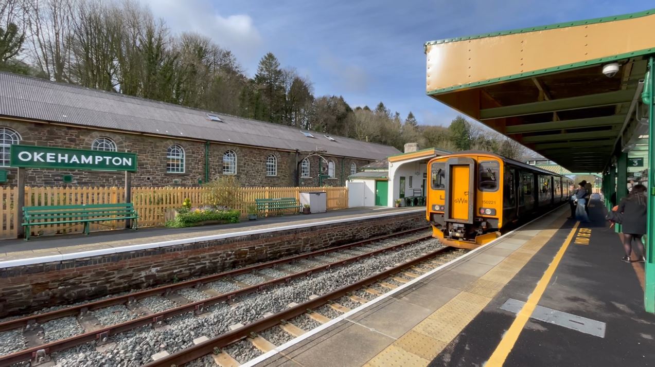 train-at-okehampton-station